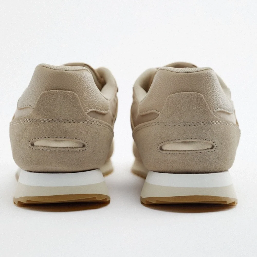 NWT soft trainers with leather detail - Picture 6 of 6